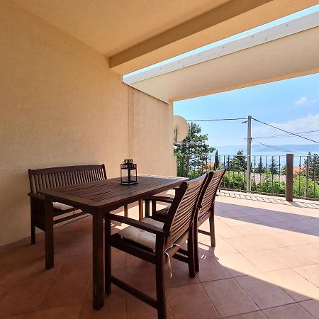 Belle Oasis Apartment Novi Vinodolski Bagian luar foto