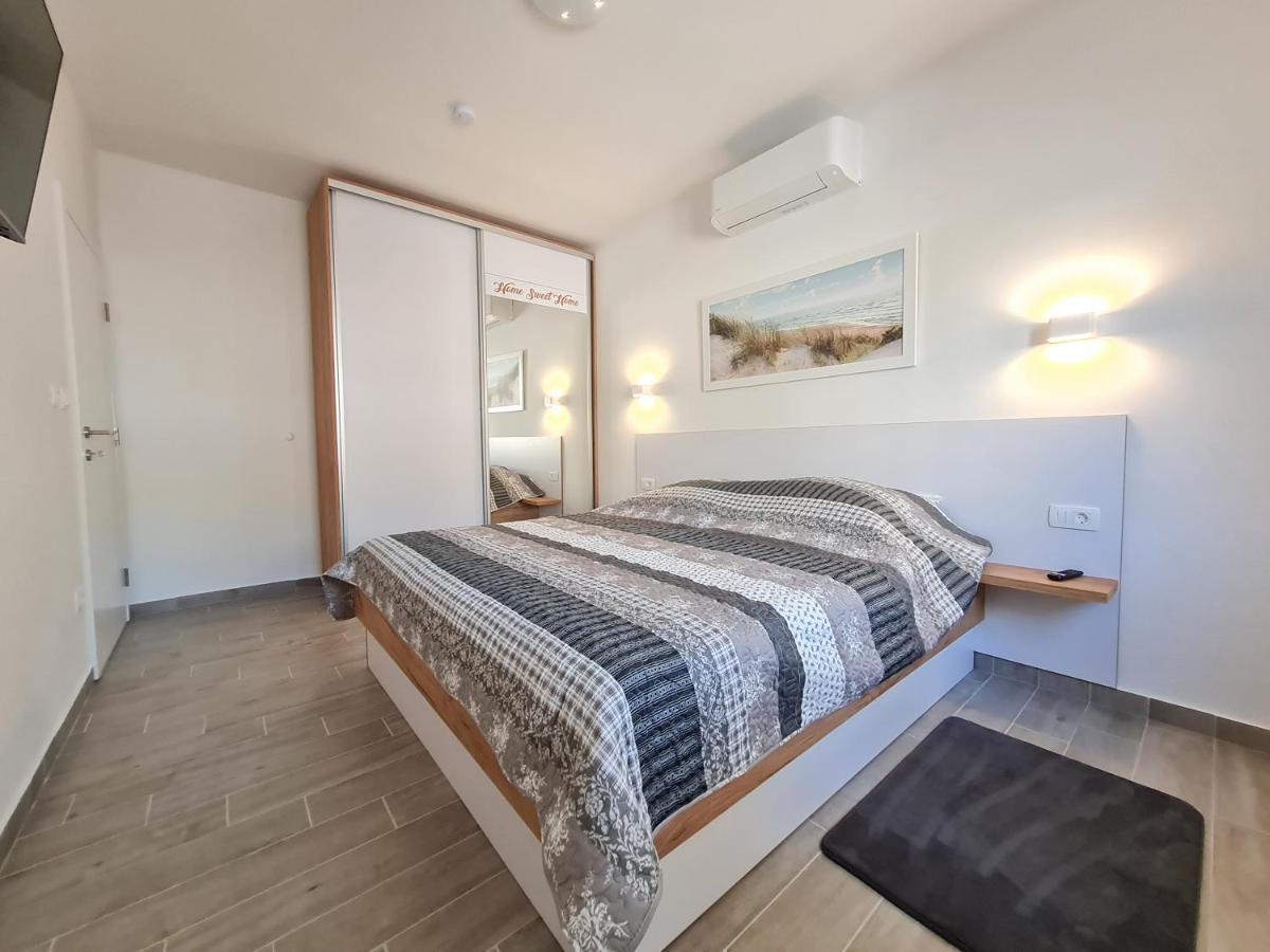 Belle Oasis Apartment Novi Vinodolski Bagian luar foto
